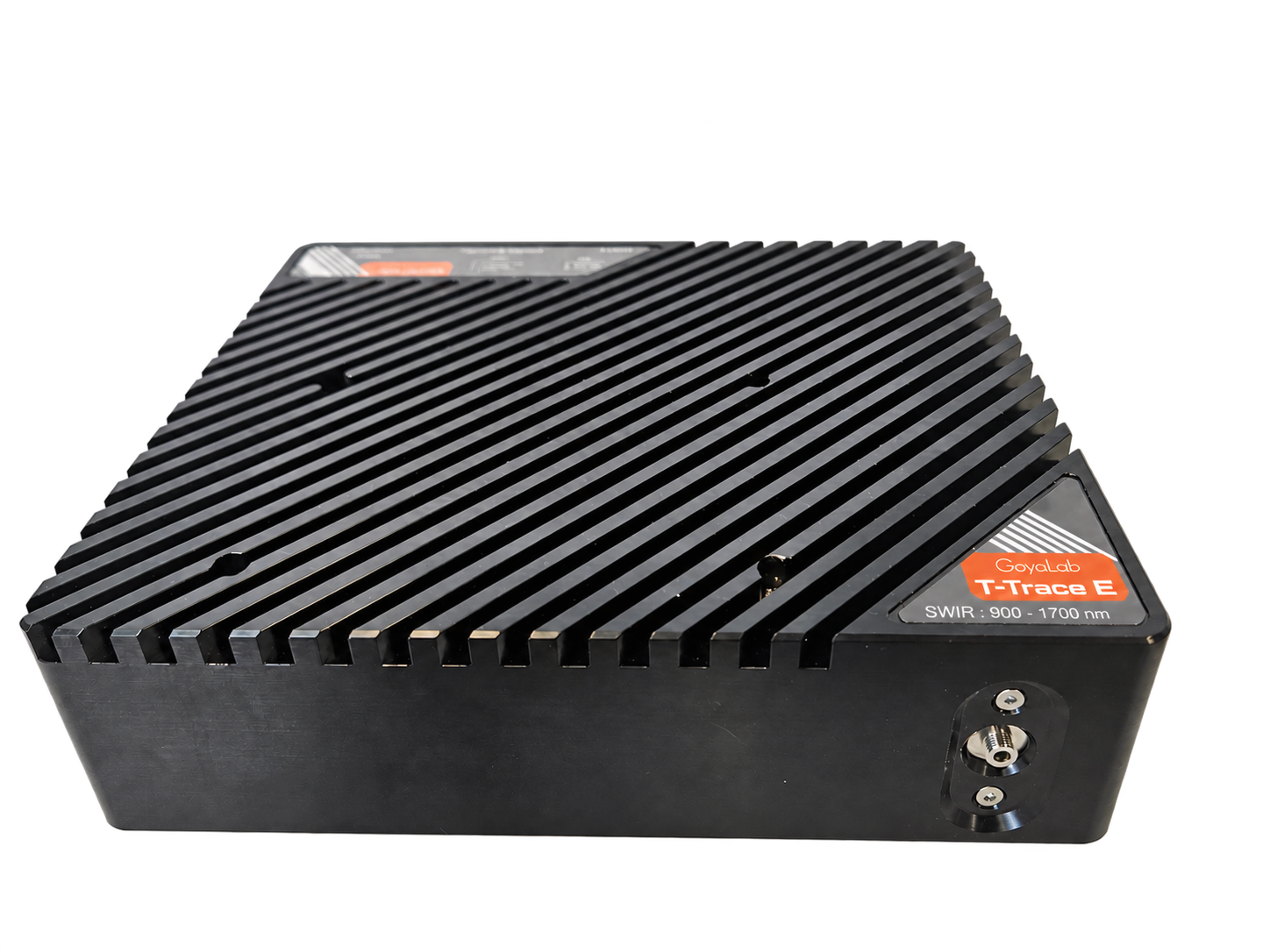 Spectromètre proche et moyen infrarouge durci T_Trace_Edge SWIR 900-1700 nm raccordé par fibre SMA pour analyse process industrielle